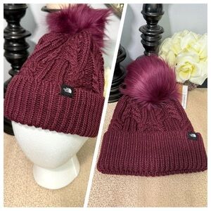 NWT The North Face Kids Youth/Junior Fur Pom Beanie Hat